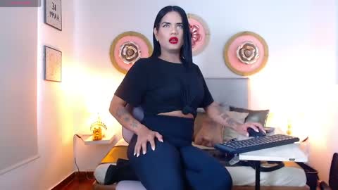 zoe_hecate online show from 04-13-26, 07:19