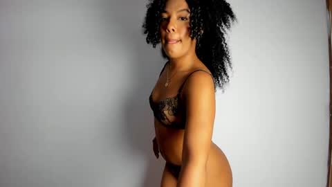Snapshot of zoe_hot55 chatting on 01-16-25, 03:13 zoe_hot55 online show from 01-16-25, 03:13