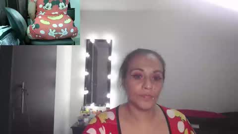 zoe hotxxx online show from 02-12-25, 12:16