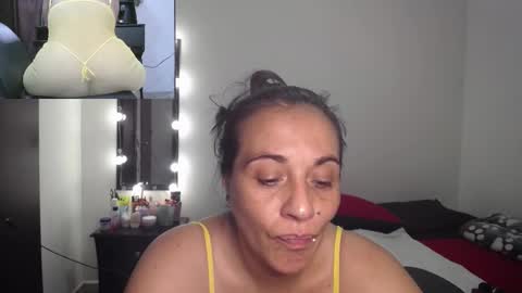 zoe hotxxx online show from 02-20-25, 12:19