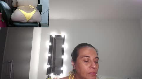 zoe hotxxx online show from 11-23-25, 11:59