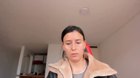 ZOE online show from 01-30-25, 06:32