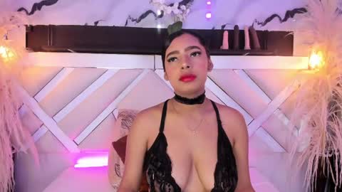 Zoey  online show from 05-05-26, 09:23
