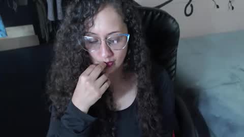 Snapshot of zoe_koller chatting on 05-06-26, 04:01 Zoe Koller online show from 05-06-26, 04:01