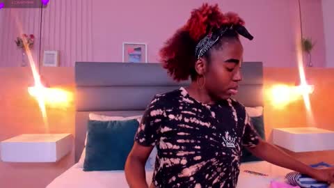 Zoe Novakk  online show from 10-03-25, 11:02