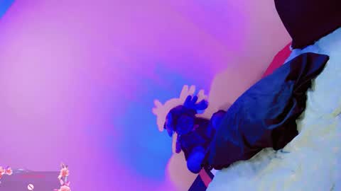 Snapshot of zoe_rous2 chatting on 02-22-26, 05:22 ZOE online show from 02-22-26, 05:22