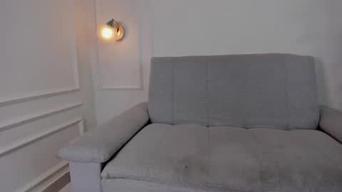 Zoe online show from 02-20-25, 07:08