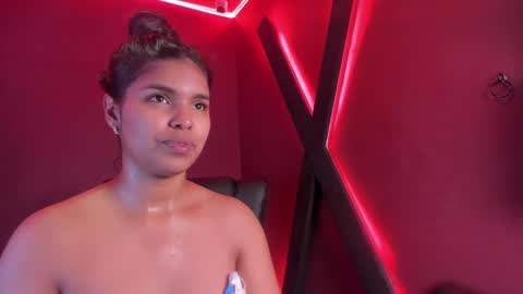 Zoe online show from 03-04-25, 07:54