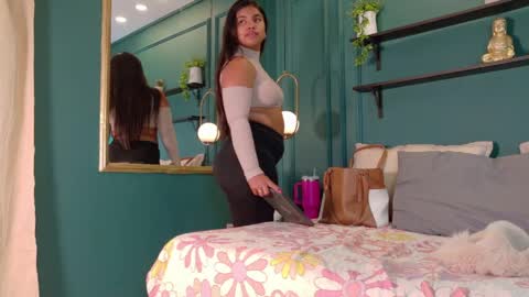 Zoe online show from 04-01-26, 04:13