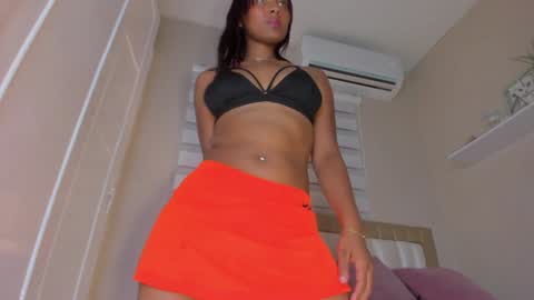 Snapshot of zoe_sky_ chatting on 01-30-25, 02:36 Hi guys i am Zoe online show from 01-30-25, 02:36