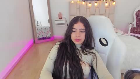 Zoe online show from 03-05-25, 05:39