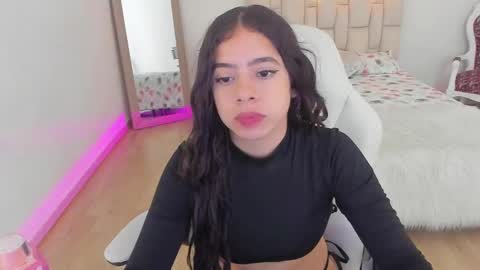 Zoe online show from 03-07-25, 02:23