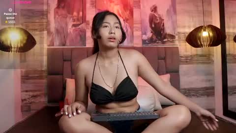 Snapshot of zoe_vale chatting on 07-30-26, 12:37 zoe_vale online show from 07-30-26, 12:37