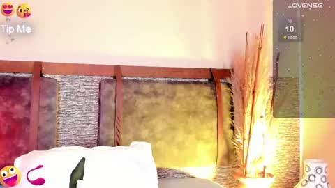 Zoe online show from 02-25-25, 01:50