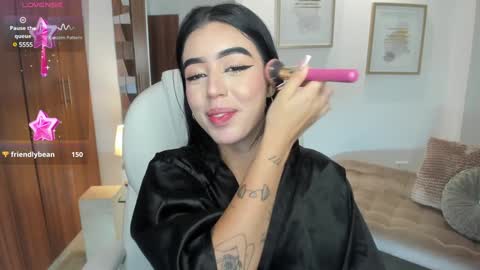 Snapshot of zoee_jackson chatting on 01-07-25, 10:08 zoee jackson online show from 01-07-25, 10:08