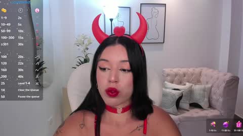 Snapshot of zoee_jackson chatting on 01-13-25, 06:38 zoee jackson online show from 01-13-25, 06:38