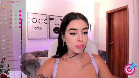 Snapshot of zoee_jackson chatting on 02-22-25, 06:52 zoee jackson online show from 02-22-25, 06:52