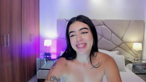 Snapshot of zoee_jackson chatting on 03-10-25, 01:12 zoee jackson online show from 03-10-25, 01:12