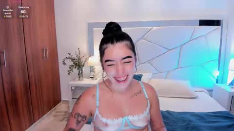 Snapshot of zoee_jackson chatting on 03-12-25, 11:22 zoee jackson online show from 03-12-25, 11:22