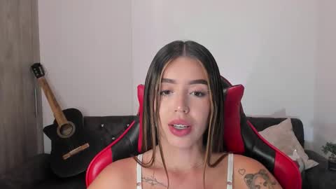 Snapshot of zoee_jackson chatting on 09-14-25, 11:26 zoee jackson online show from 09-14-25, 11:26