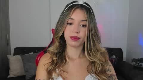 Snapshot of zoee_jackson chatting on 10-26-25, 09:10 zoee jackson online show from 10-26-25, 09:10