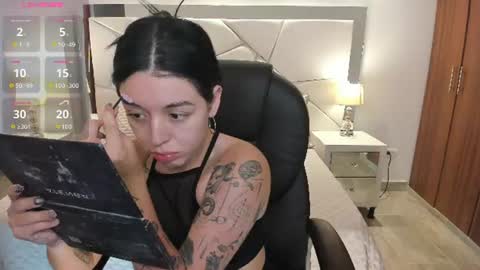  zoee jackson online show from 06-10-26, 07:35