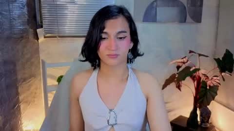 Snapshot of zoee_kiss_ chatting on 05-16-26, 10:36 ZOE online show from 05-16-26, 10:36