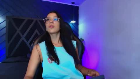 Zoe 3 online show from 04-02-26, 05:10