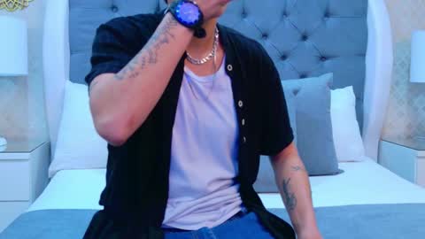 Zoe Krug online show from 11-01-25, 12:07