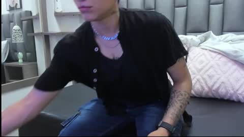 Zoe Krug online show from 03-14-26, 11:59