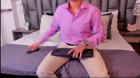 Zoe Krug online show from 04-18-26, 12:31