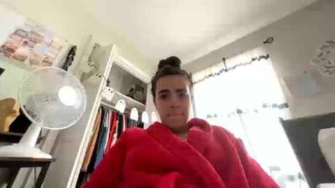 LovelyLatin25 online show from 10-10-25, 03:44