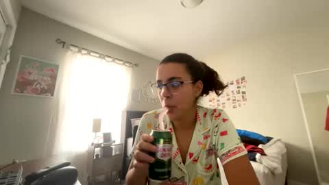 LovelyLatin25 online show from 10-12-25, 02:16