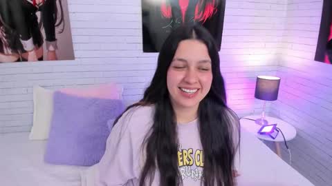 ZOE  online show from 11-17-25, 05:24