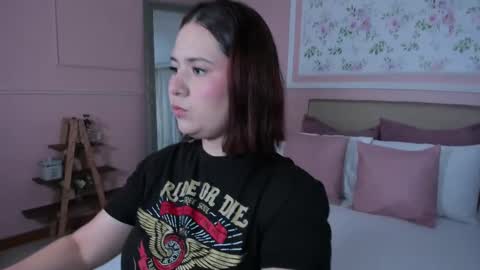 Zoes online show from 03-07-25, 11:07