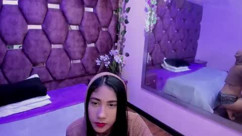 zoesmiitt online show from 05-23-26, 12:31