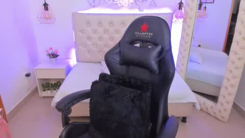 zoeth_ruiz online show from 03-10-25, 03:30