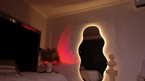 zoevidal_ online show from 01-16-26, 11:58