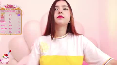 Snapshot of zoewillian chatting on 06-24-26, 01:37 zoewillian online show from 06-24-26, 01:37