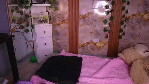 zoey fox  online show from 04-18-26, 01:20