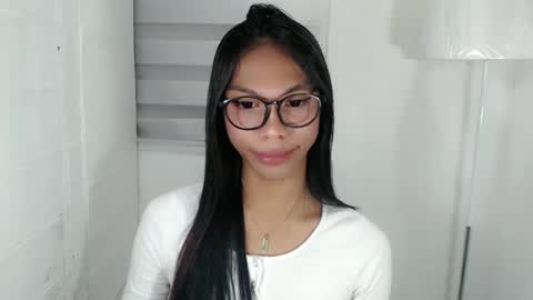 Snapshot of zoeygorgeous19 chatting on 03-08-25, 09:29 zoey online show from 03-08-25, 09:29