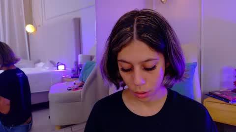 Zoey online show from 07-28-26, 07:39