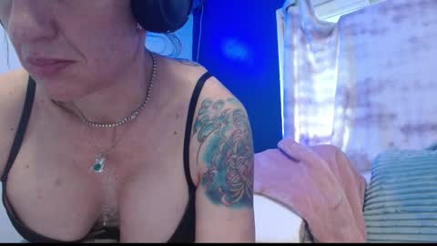 Zoey Portland online show from 04-23-26, 01:18