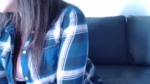 zoibee online show from 01-24-25, 11:48