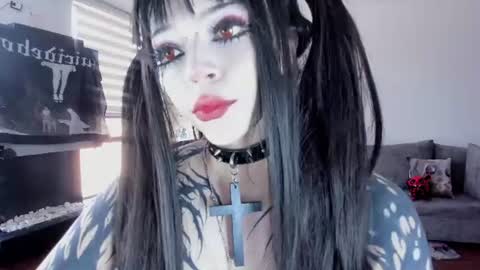 Snapshot of zombieeporcelainex chatting on 07-28-26, 08:52 SOPHIE online show from 07-28-26, 08:52