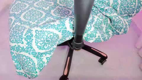 Alicie online show from 03-04-25, 03:37