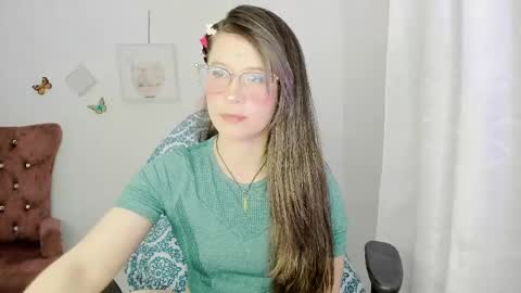 Alicie online show from 05-17-26, 03:59