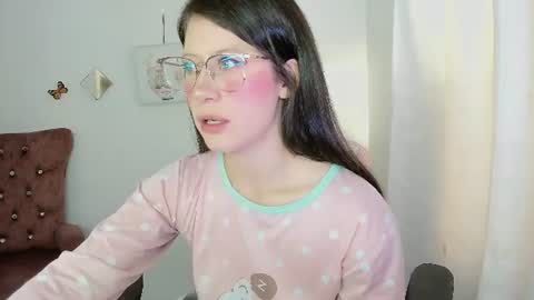 Alicie online show from 06-24-26, 12:04