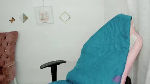 Alicie online show from 07-20-26, 04:05