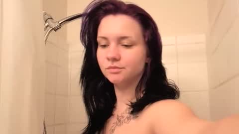 Snapshot of zoomrabbit chatting on 12-18-25, 07:53 zoomrabbit 3 online show from 12-18-25, 07:53